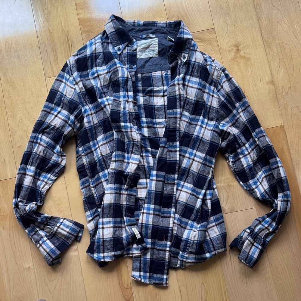 Weatherproof Vintage Blue and White Plaid Shirt